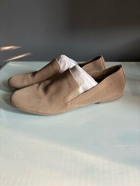 Lucky Brand Casual Slip-On Loafers in Taupe Size 9